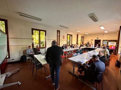 alcuni momenti dell'incontro in aula magna